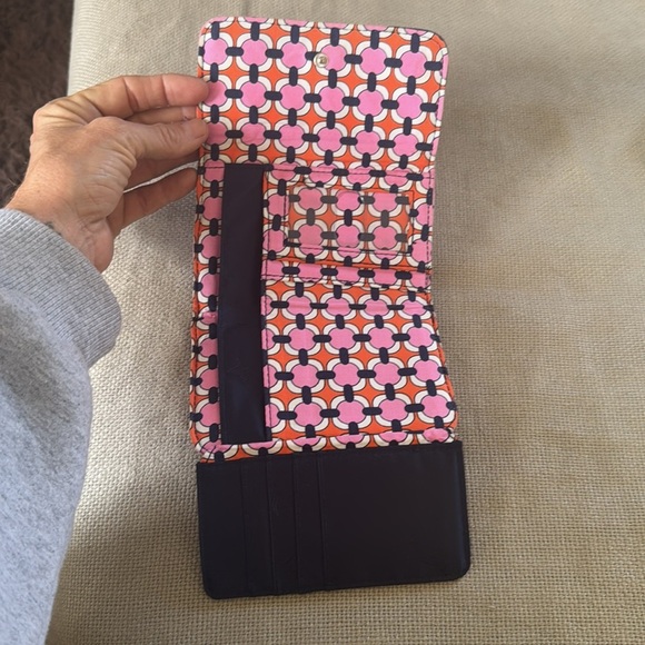 Vera Bradley Pink Patterned Women's Bag - Picture 2 of 10